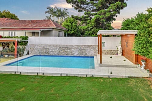 Goble St, Hendra
